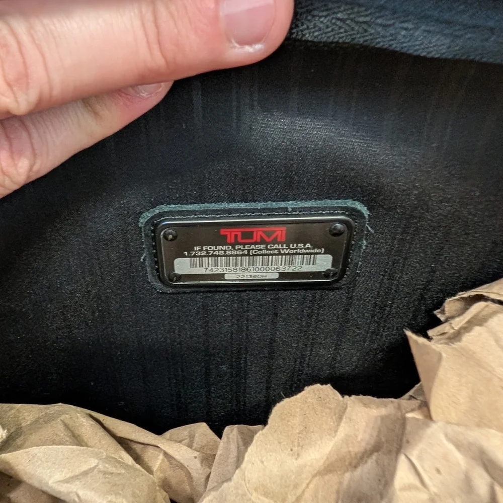 🖤 Vintage TUMI Alpha Nylon Professional Hangable Multipocket Garment Bag, Black